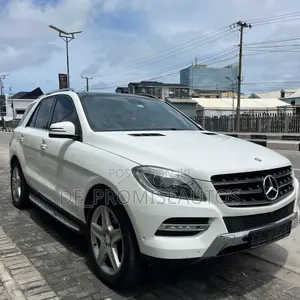 Mercedes-Benz M Class ML350 4MATIC 4dr SUV AWD (3.5L 6cyl 7A) 2014