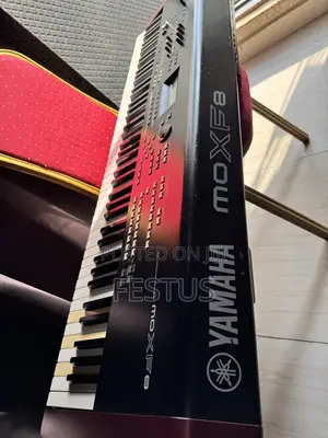 Yamaha Moxf8