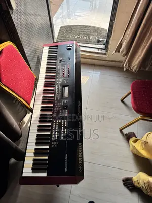 Yamaha Moxf8