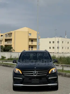 Mercedes-Benz M Class ML63 AMG 4dr SUV AWD (5.5L 8cyl Turbo 7A) 2014