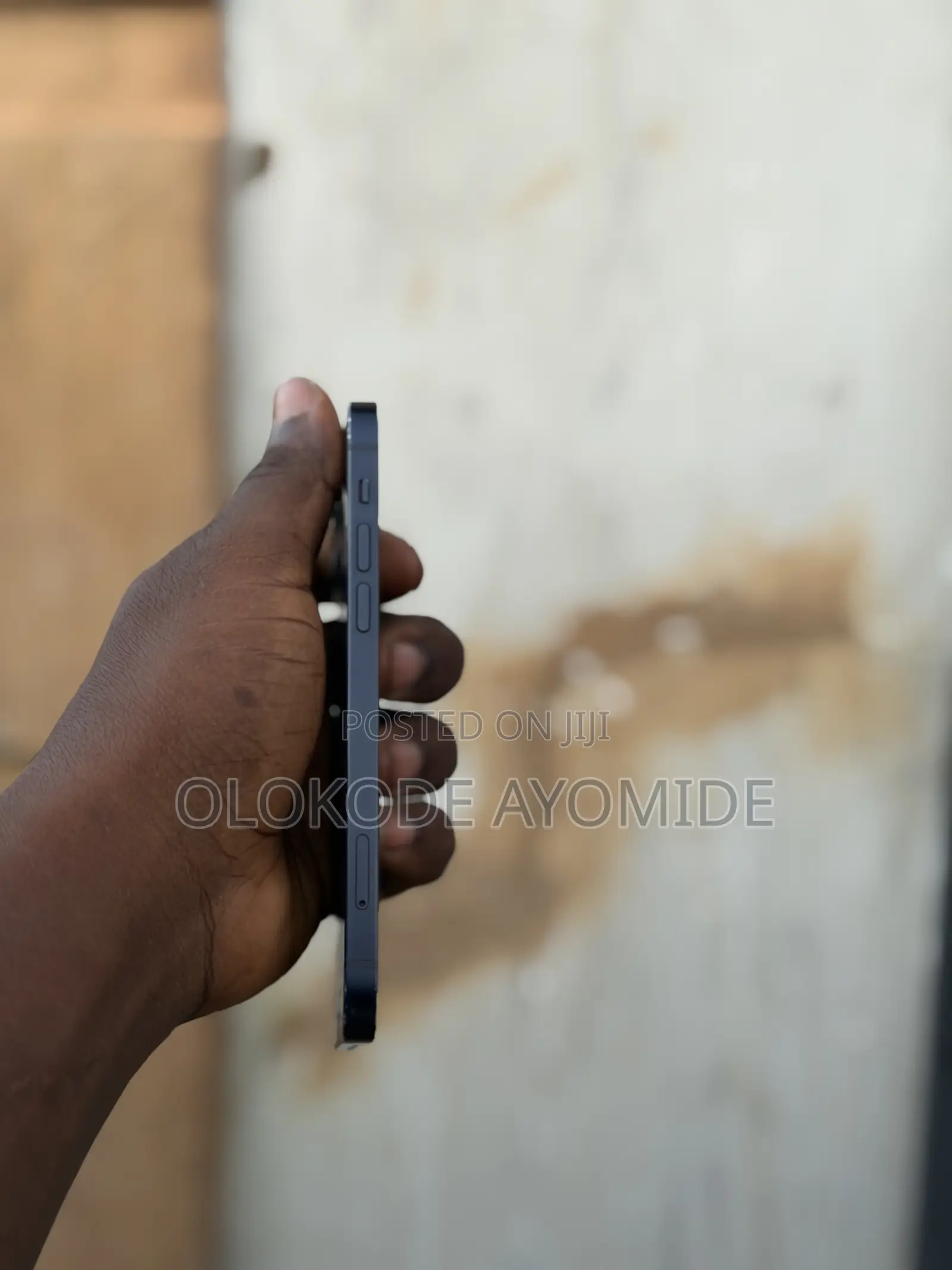 Apple iPhone 12 64 GB Black