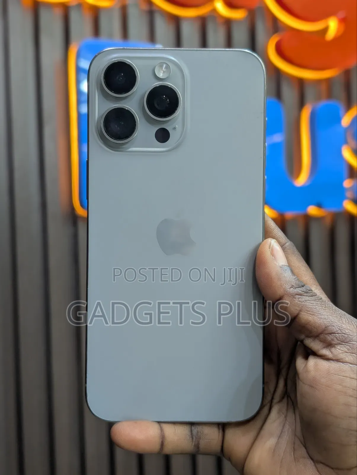 Apple iPhone 15 Pro Max 512 GB Gray