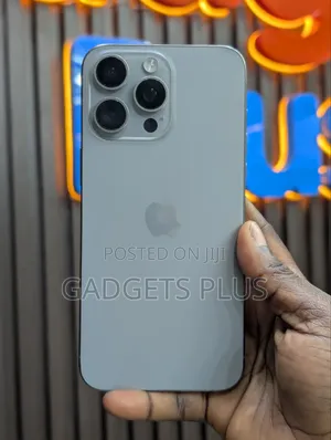 Apple iPhone 15 Pro Max 512 GB Gray
