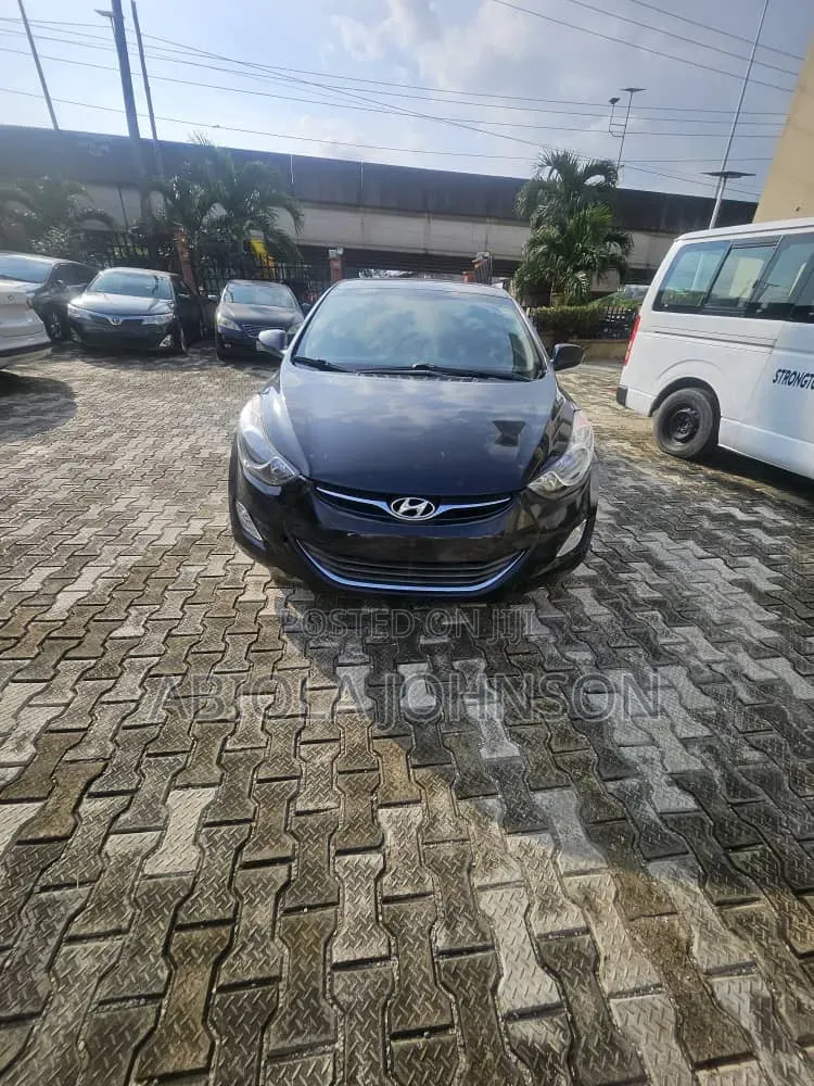 Hyundai Elantra 2013 Black