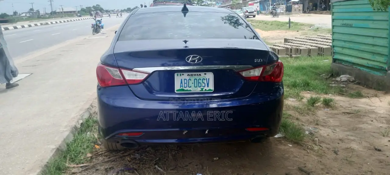 Hyundai Sonata 2011 Blue