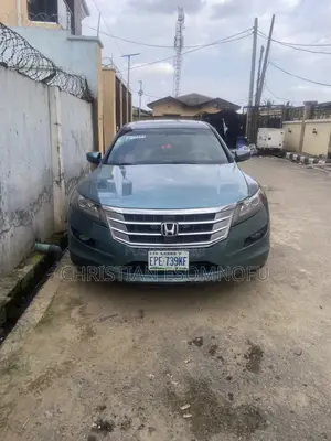 Honda Crosstour 3.5 AWD 2010 Green