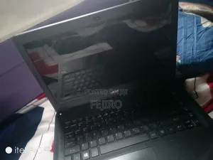 Laptop Acer Swift Go 16 AI AMD 4GB eMMC 512GB