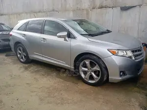 Toyota Venza 2015 Silver