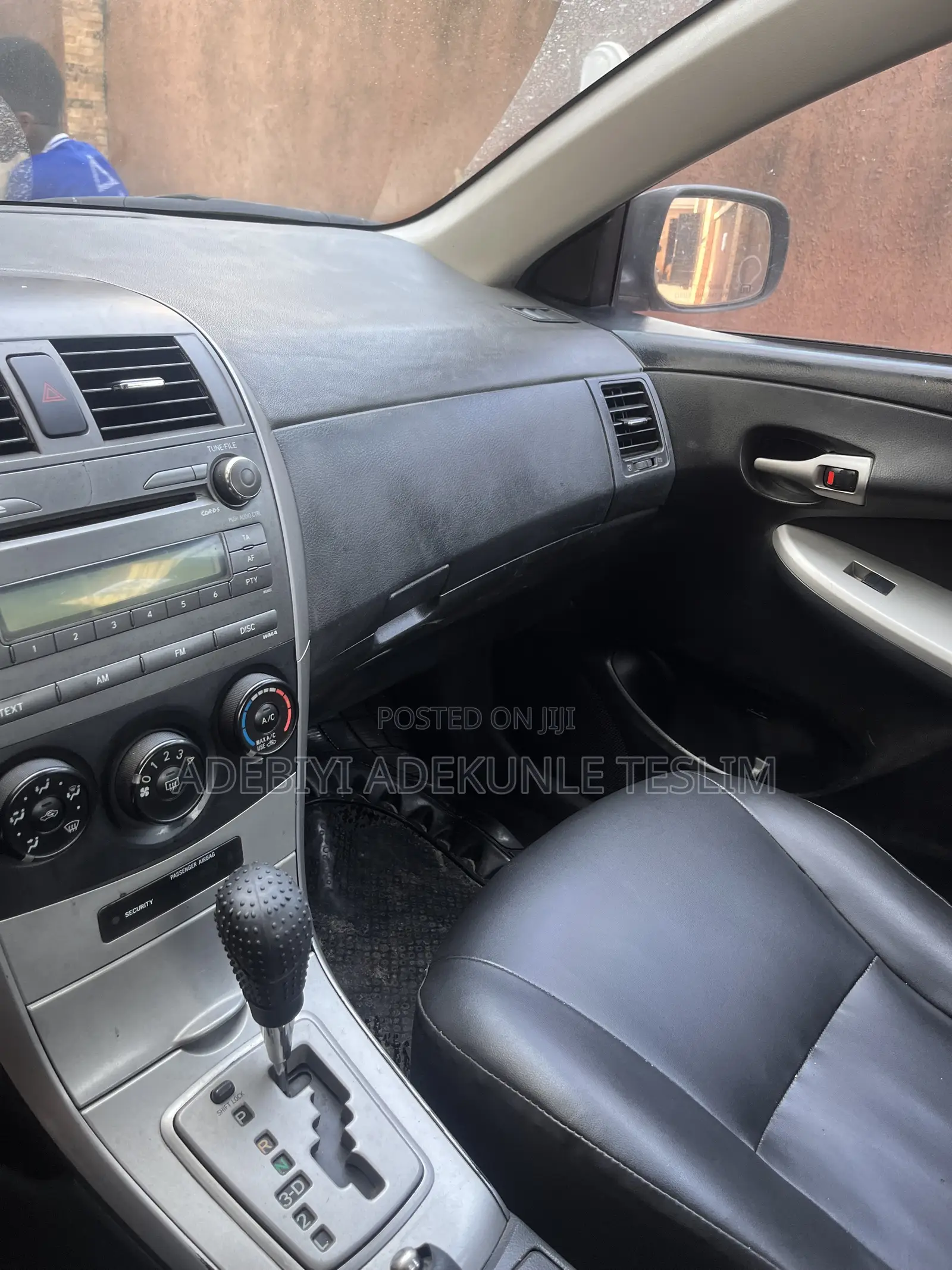 Toyota Corolla 2010 Gray