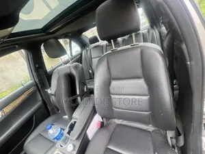 Mercedes-Benz C300 2009 Gray