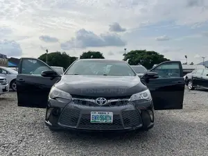 Toyota Camry 2016 Black