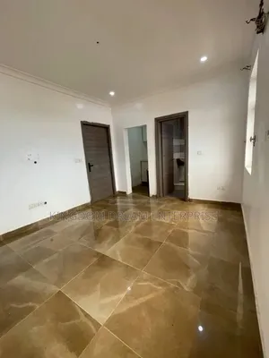1bdrm Apartment in Chevron for rent
