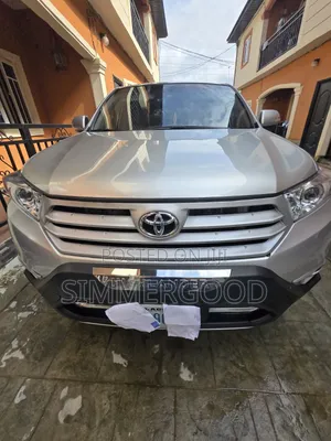 Toyota Highlander Limited 2011 Silver