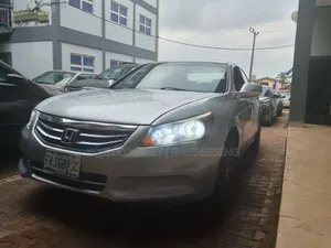 Honda Accord 2009 Silver