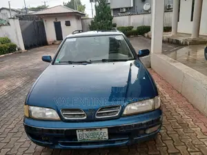 Nissan Primera 2005 Blue