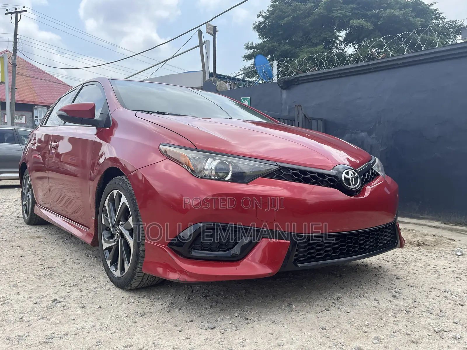 Toyota Corolla 2017 Red