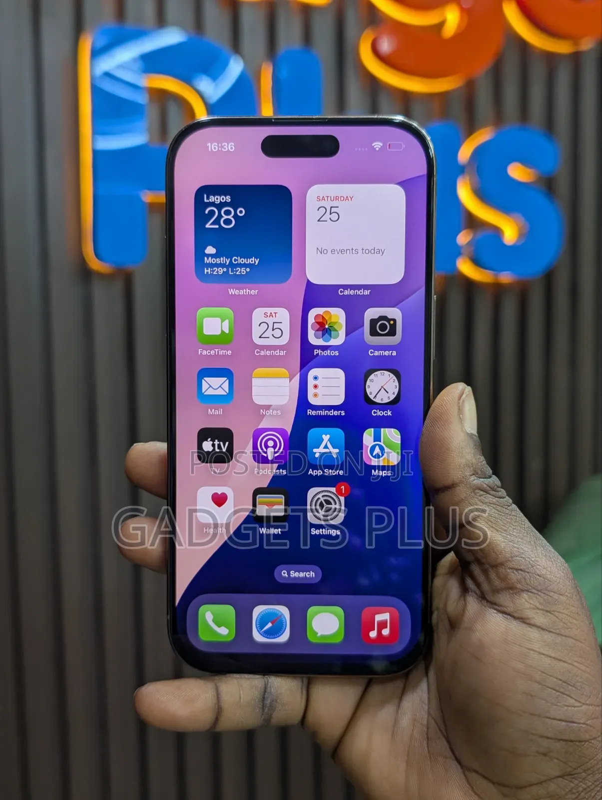 Apple iPhone 16 Pro 128 GB Gold