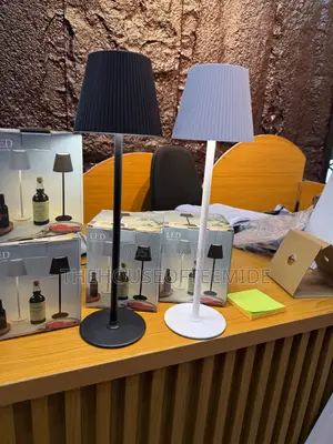 Asthetic Touch Desk / Room/ Hotel/Resort /Resturant Lamp