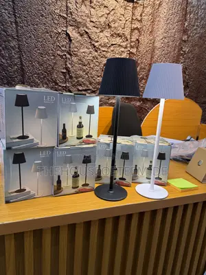 Asthetic Touch Desk / Room/ Hotel/Resort /Resturant Lamp