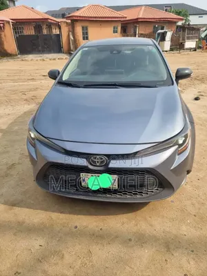 Toyota Corolla 2021 Gray
