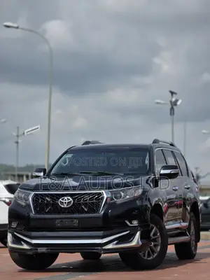 Toyota Land Cruiser Prado 2015 Black