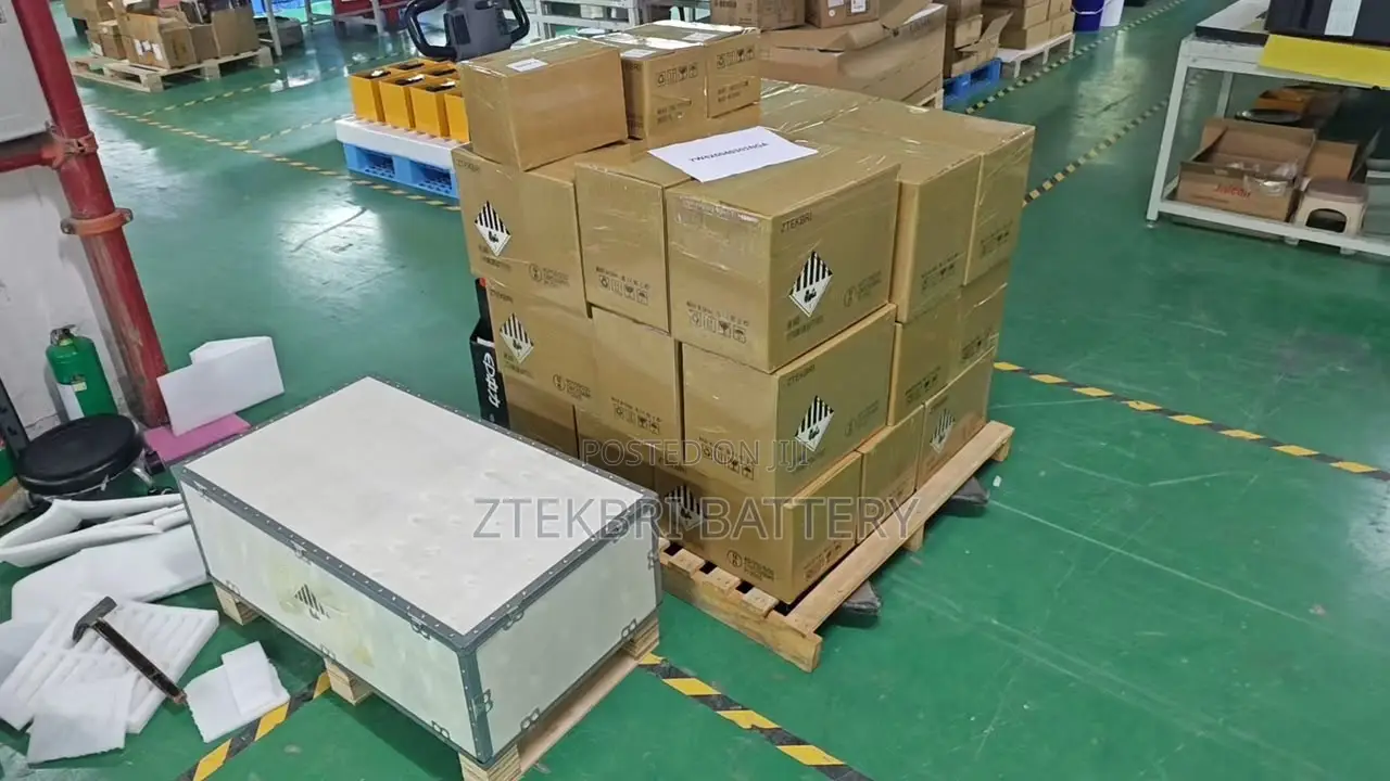 51.2v 330Ah 16Kw Home Storage Energy System