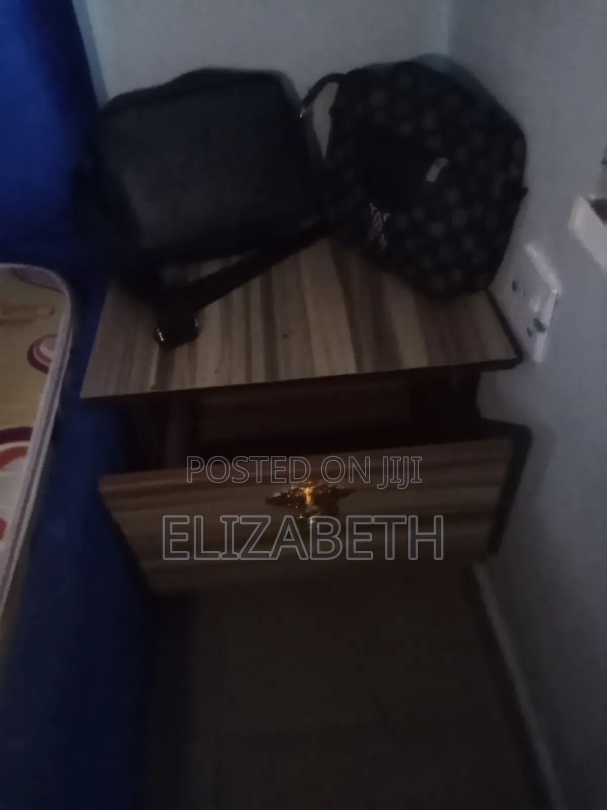 Corner Table