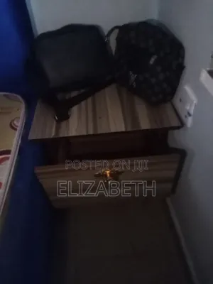 Corner Table