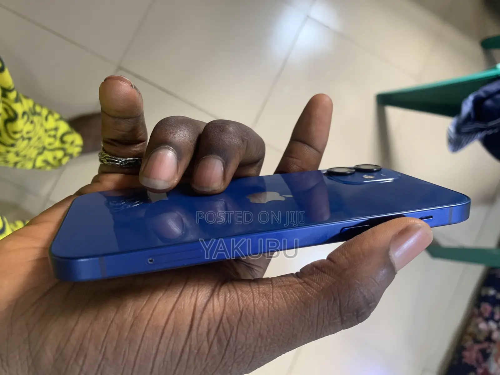 Apple iPhone 12 64 GB Blue