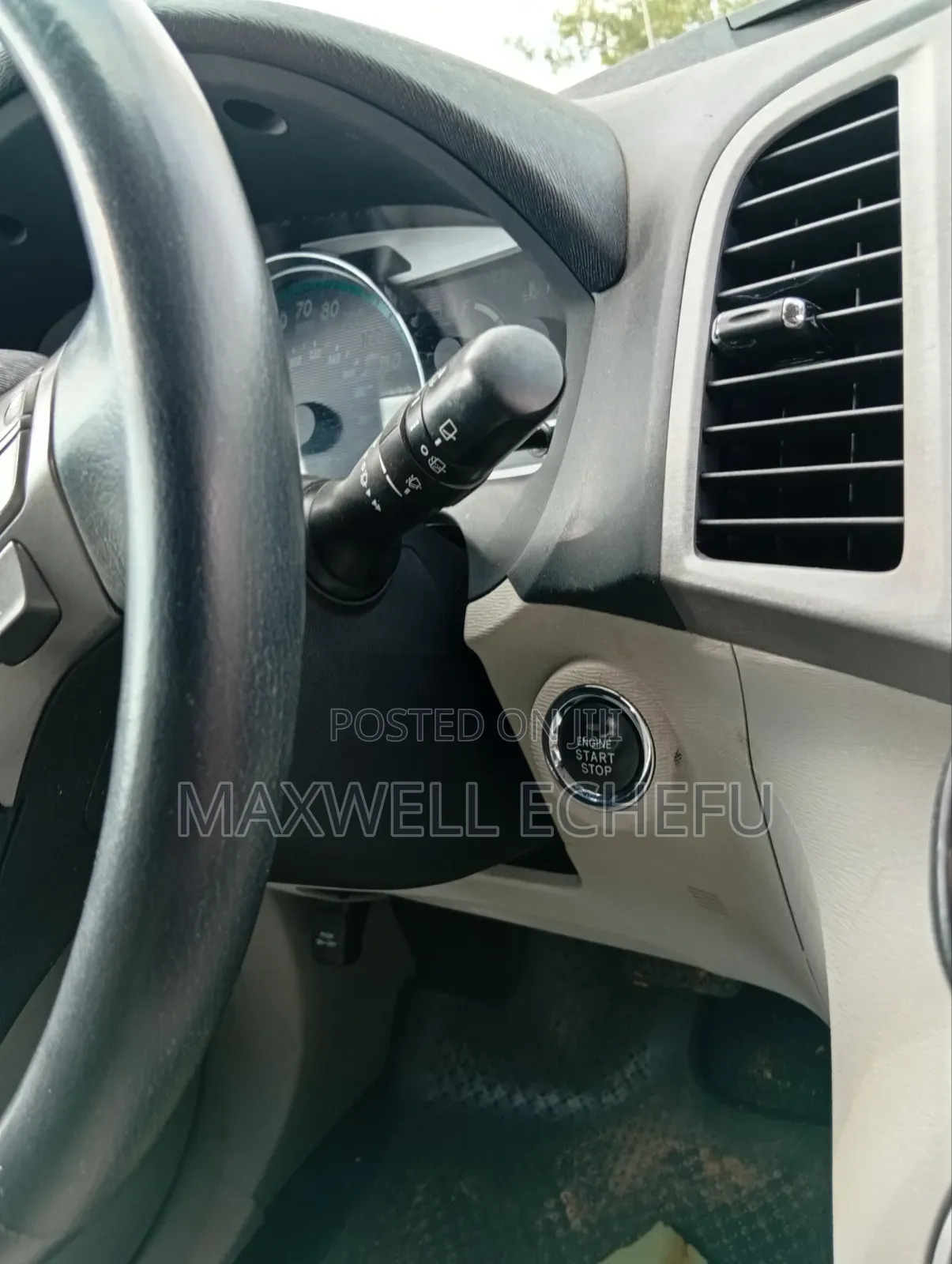 Toyota Venza 2010 Silver