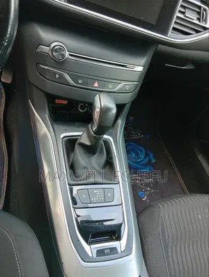 Peugeot 308 2015 Silver