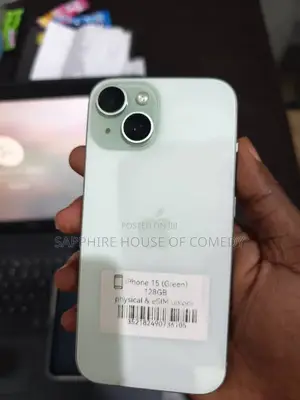 Apple iPhone 15 128 GB Green