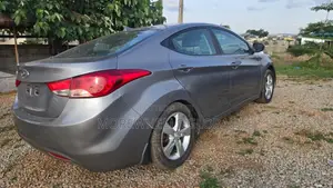 Hyundai Elantra GLS Sedan FWD (1.8L 4cyl 6A) 2013 Gray