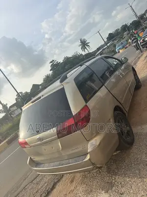 Toyota Sienna LE AWD 2005 Gold