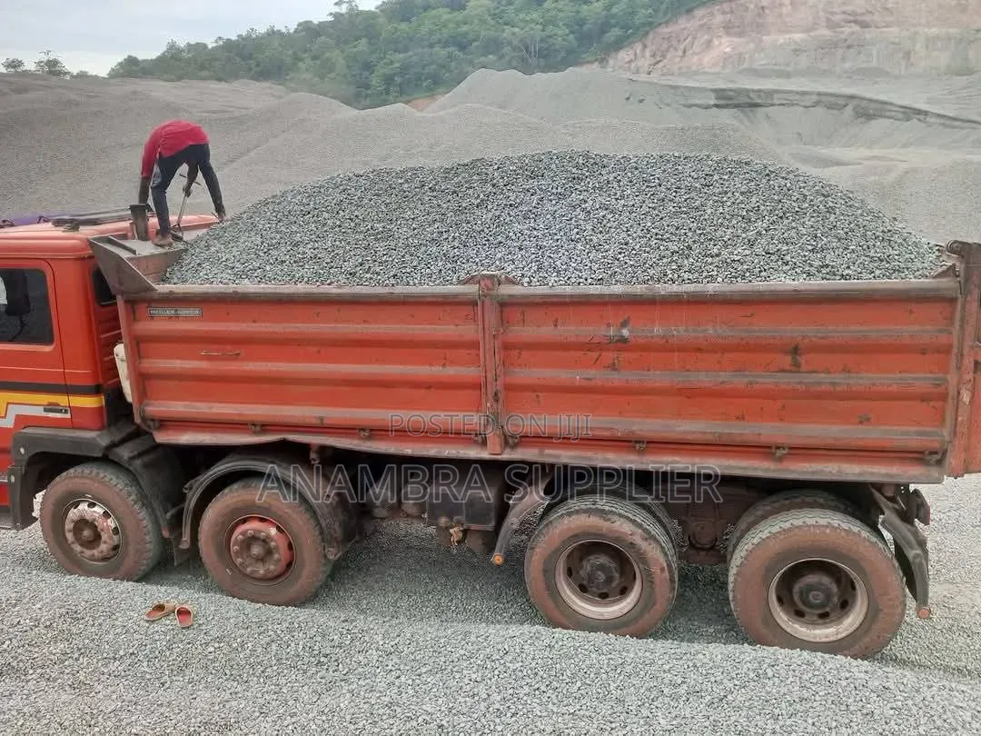 Clean Strong Granite Chippings