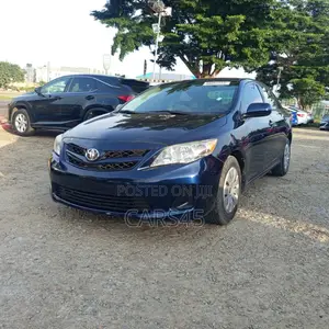 Toyota Corolla 2012 Blue