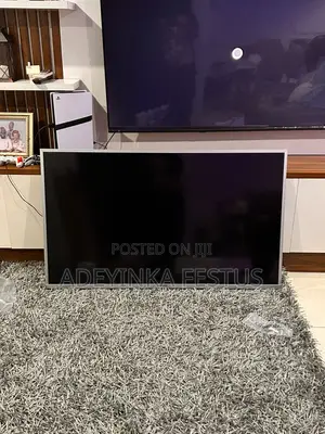 Panasonic TV 58”