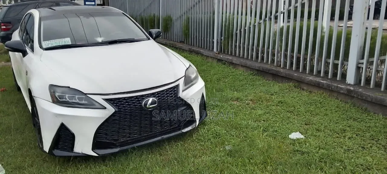 Lexus IS 2009 White