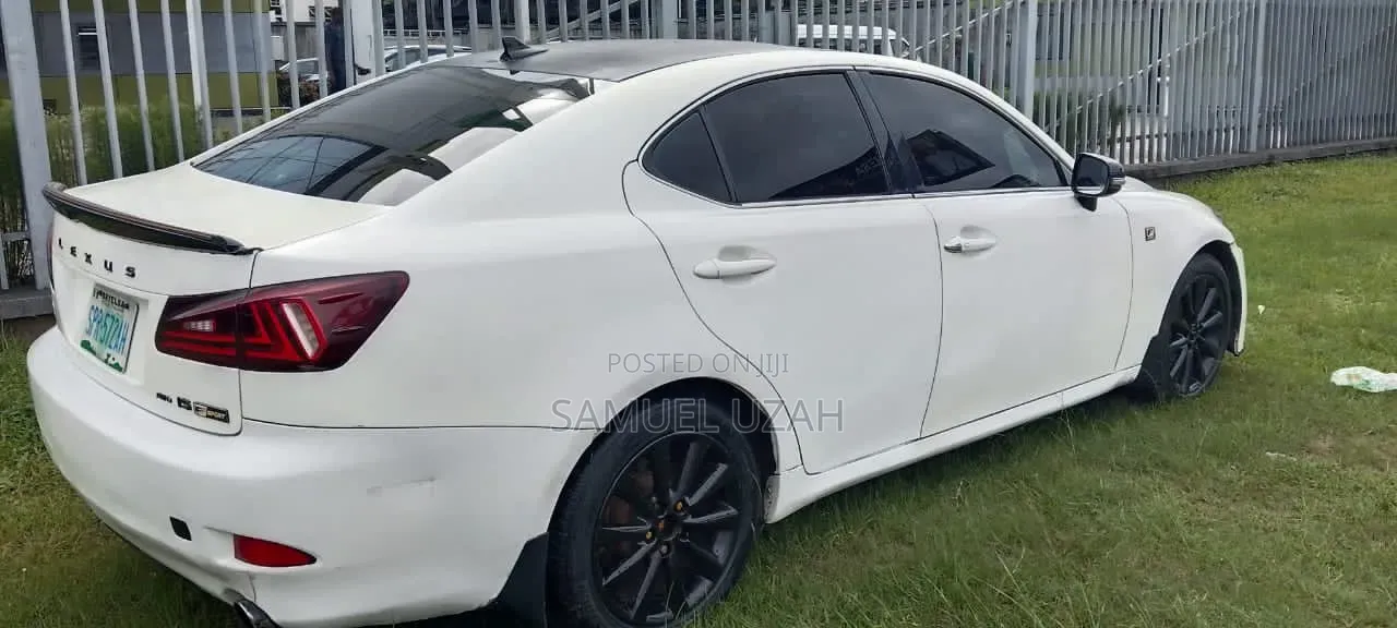 Lexus IS 2009 White
