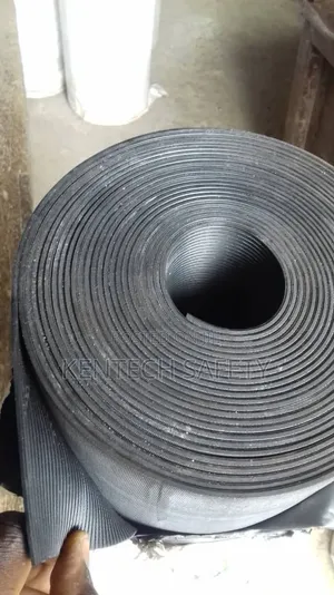 3mm Electrical Rubber Mat 10mtr X1mtr Smooth and Rough Type Inside