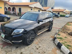 Mercedes-Benz GLK-Class 2012 Black