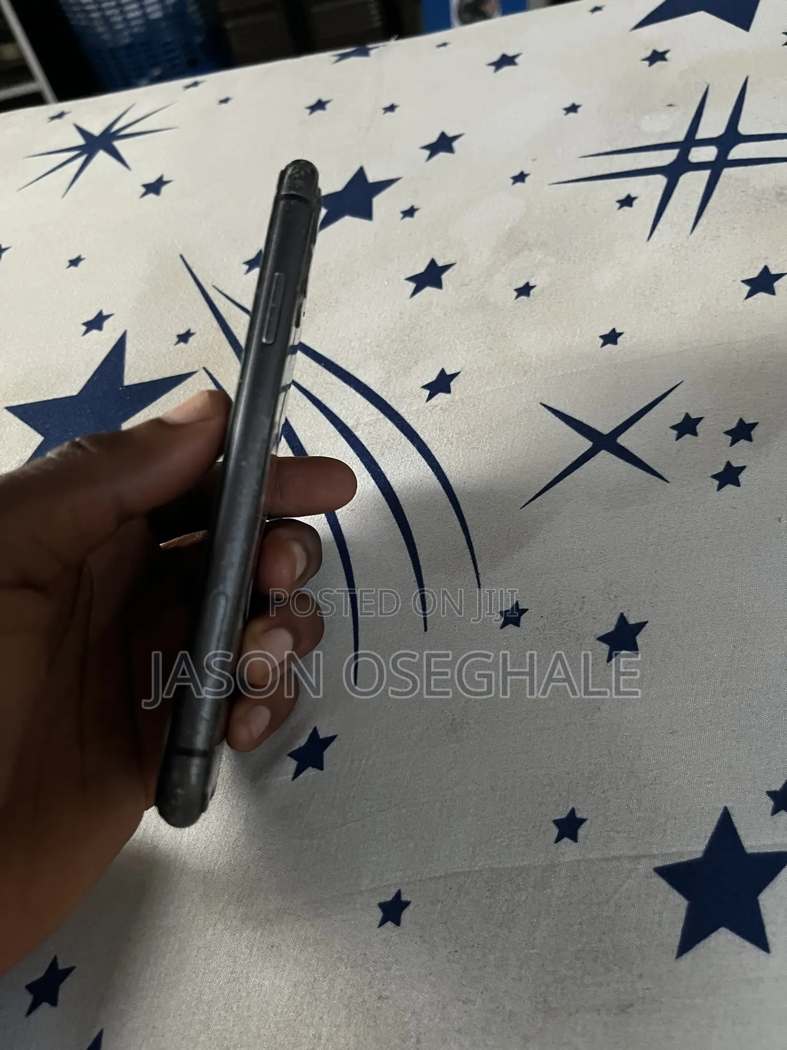 Apple iPhone 11 64 GB Black