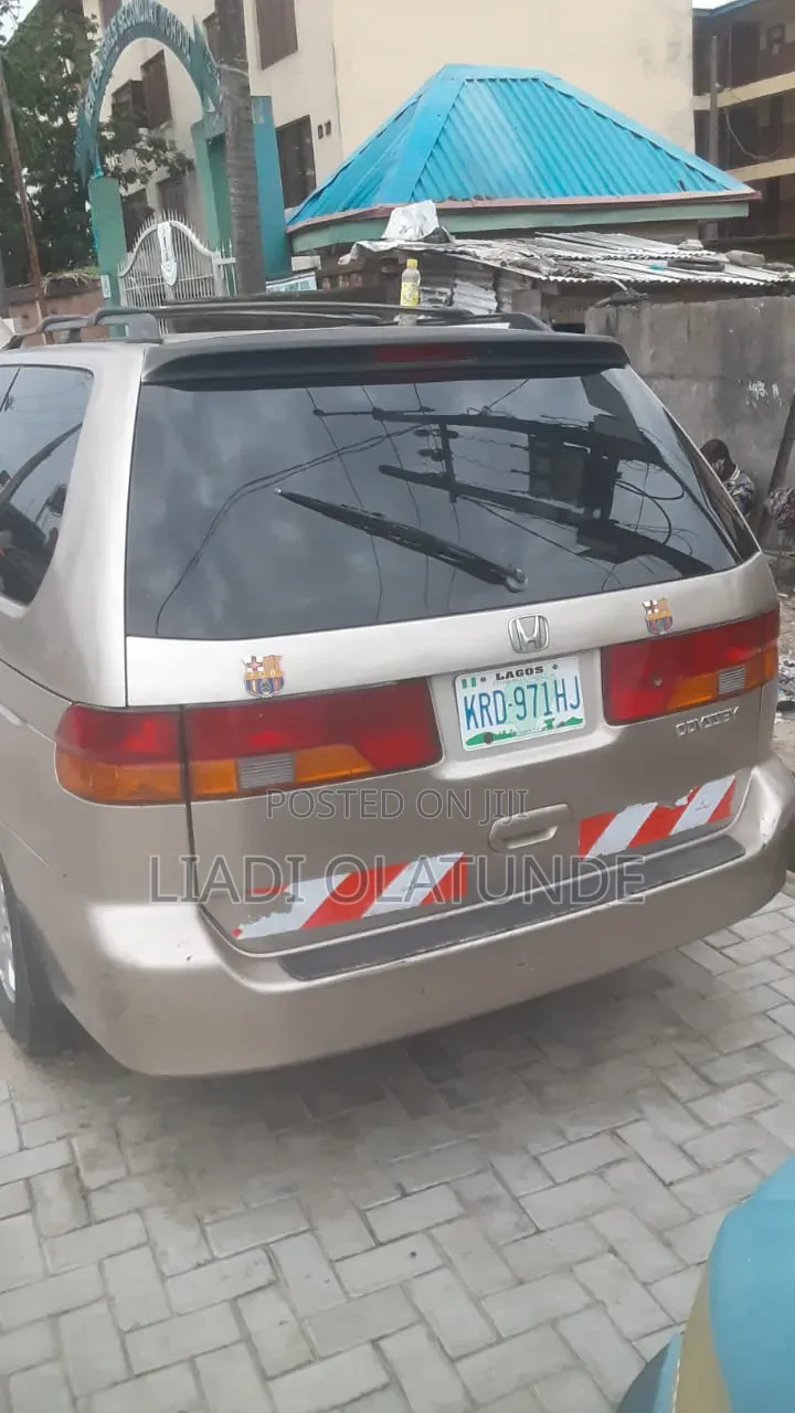 Honda Odyssey LX Automatic 2004 Gold