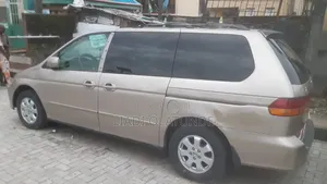 Honda Odyssey LX Automatic 2004 Gold