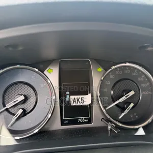 Toyota Hilux 2025 Gray