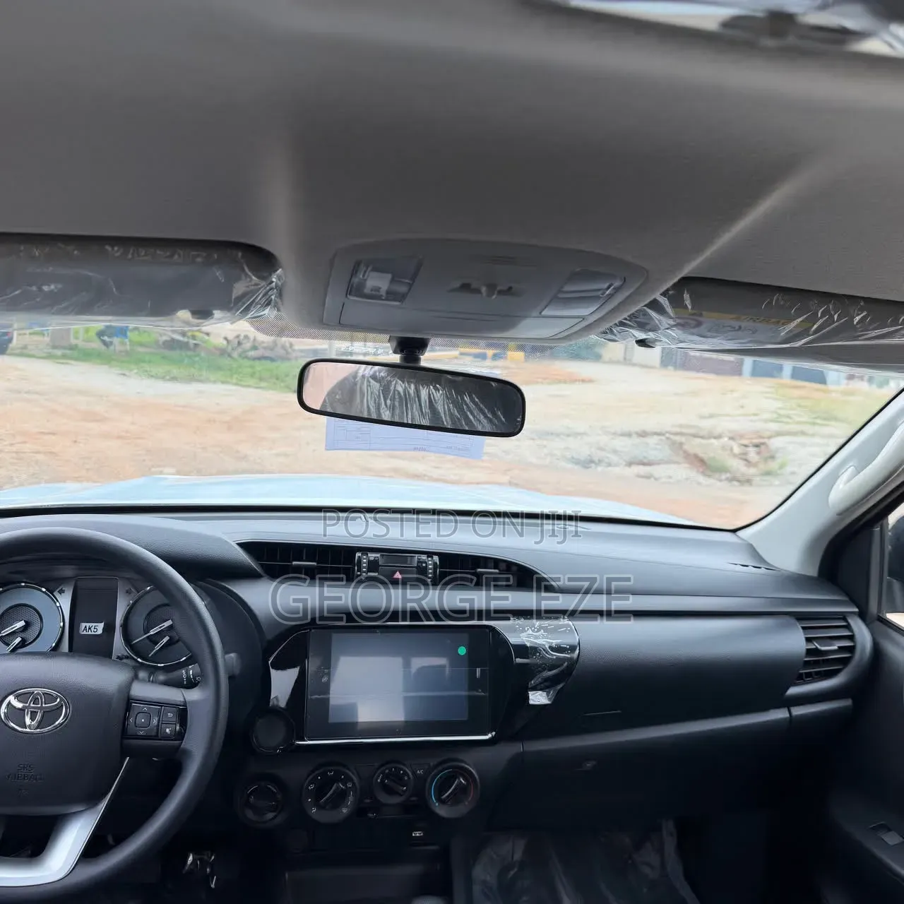 Toyota Hilux 2025 Gray