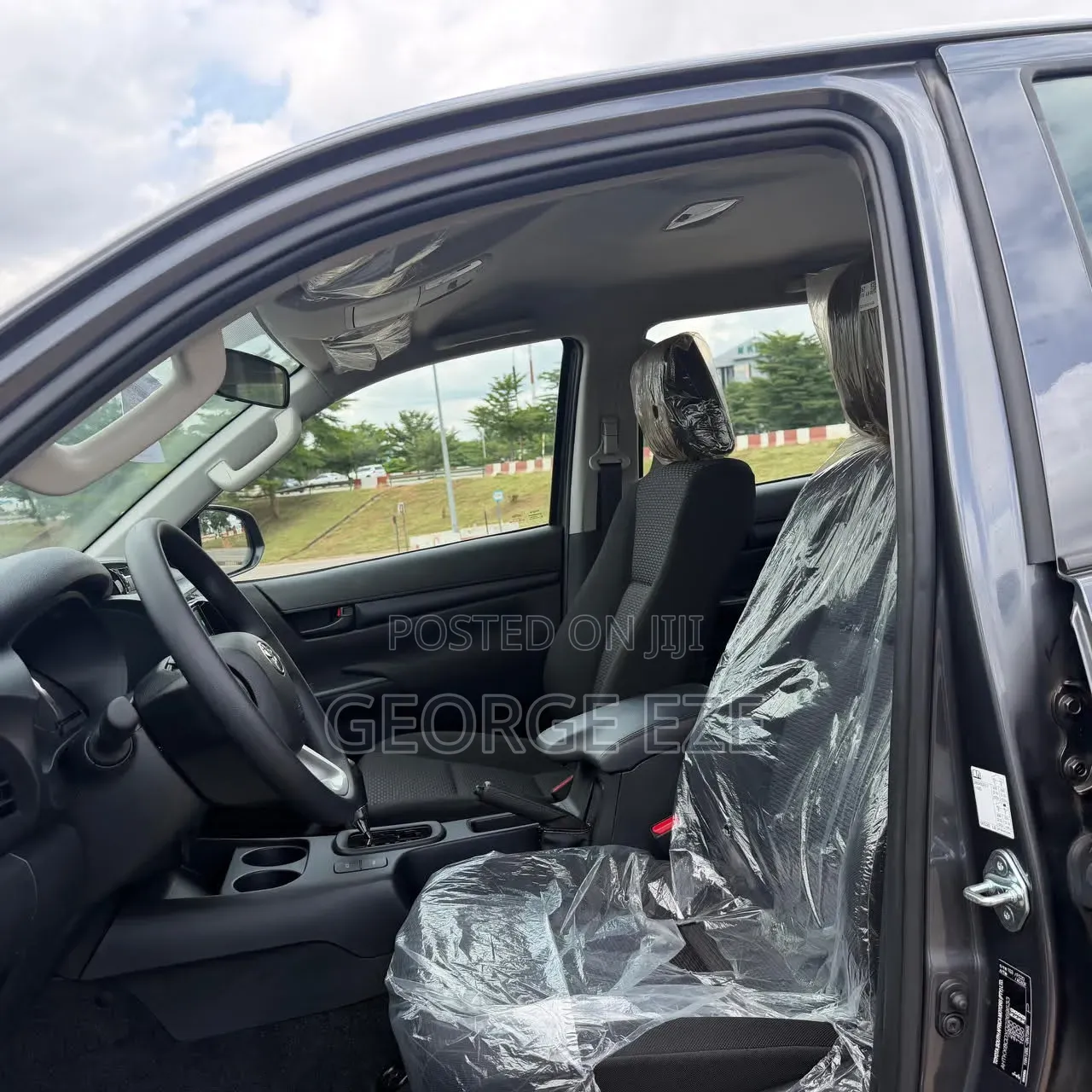 Toyota Hilux 2025 Gray