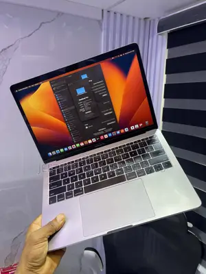 Laptop Apple MacBook Pro 2017 16GB Intel Core i7 SSD 128GB