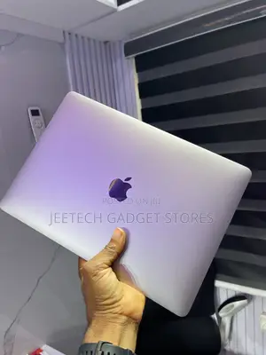 Laptop Apple MacBook Pro 2017 16GB Intel Core i7 SSD 128GB