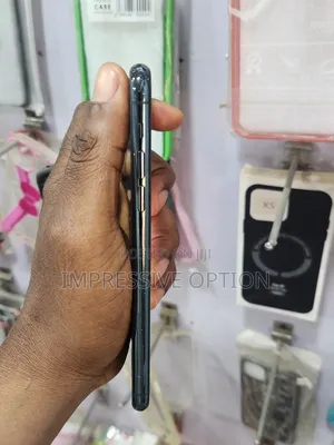 Apple iPhone 11 Pro Max 64 GB